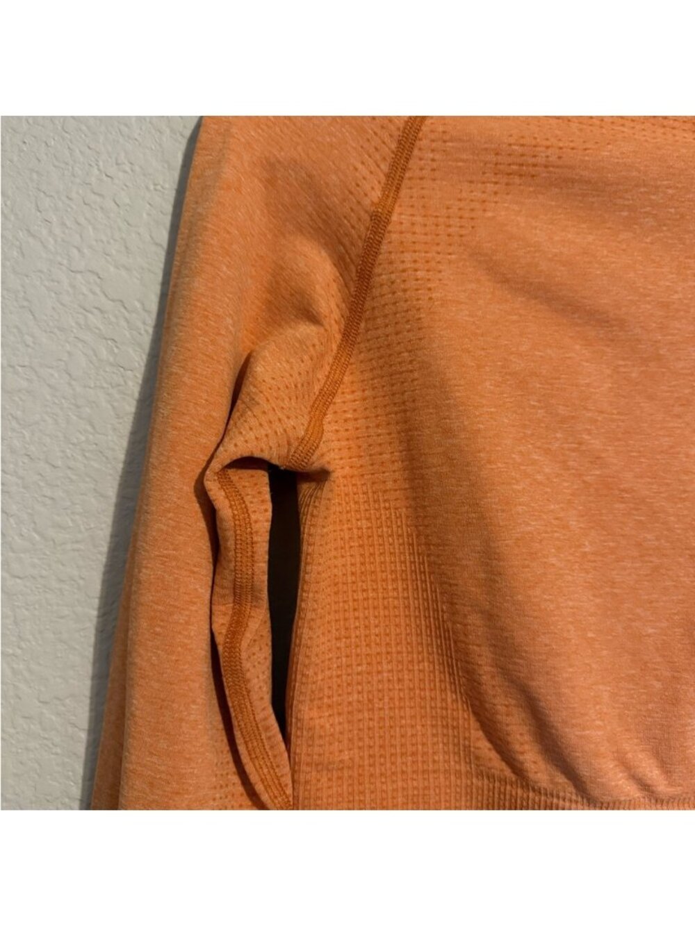 Women's Vibrant Orange Crop Top. Get your workout in this - Picture 4 of 5